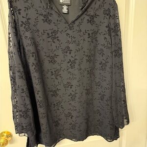 Maggie Barnes Black Floral Women's Top